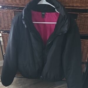 Wild Fable Black Puffer Jacket with Vibrant Pink Lining